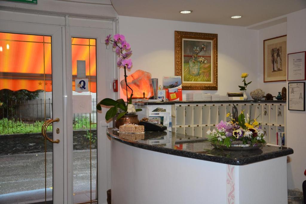 Hotel Dischma - Free Bus And Train Ticket Paradiso Luaran gambar