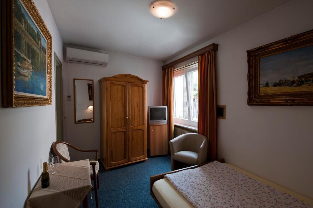 Hotel Dischma - Free Bus And Train Ticket Paradiso Luaran gambar